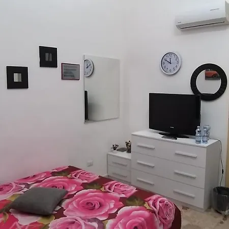 Exclusive House Center